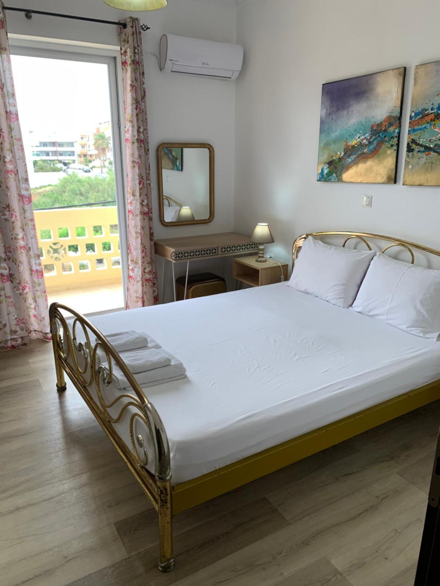 "Armens Luxury Home" 3 Minutes From The Beach By Foot 레팀노 외부 사진